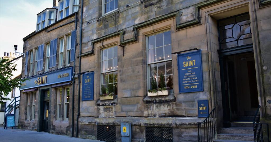 the saint bar and kitchen st andrews